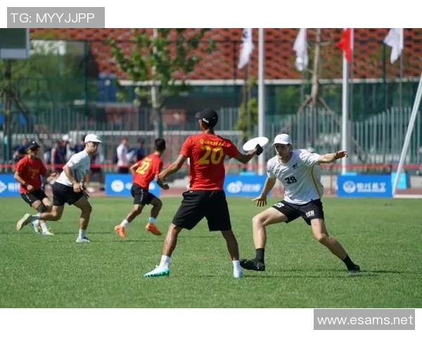 广州飞盘队与成都飞盘队的精彩对决分析与战术探讨 广州飞盘队与成都飞盘队的精彩对决分析与战术探讨