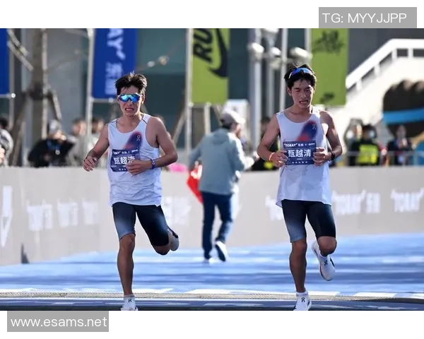 西安攀岩队在马拉松大满贯中的意识表现与团队协作分析