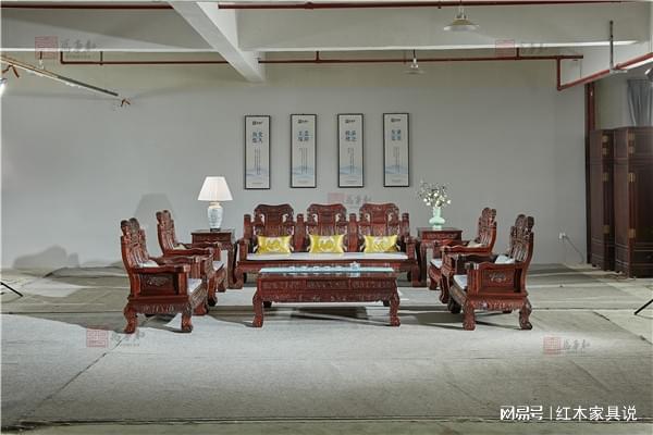 BSports官网微凹黄檀沙发：展示家庭风采的主要窗口 万事红红木(图1)