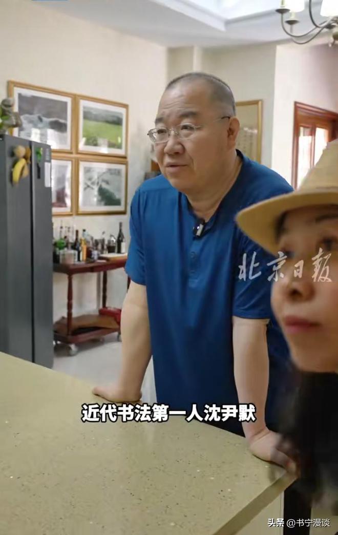 必一运动65岁英达罕晒北京别墅客堂都是黄花梨家具家中藏品代价万万(图11)